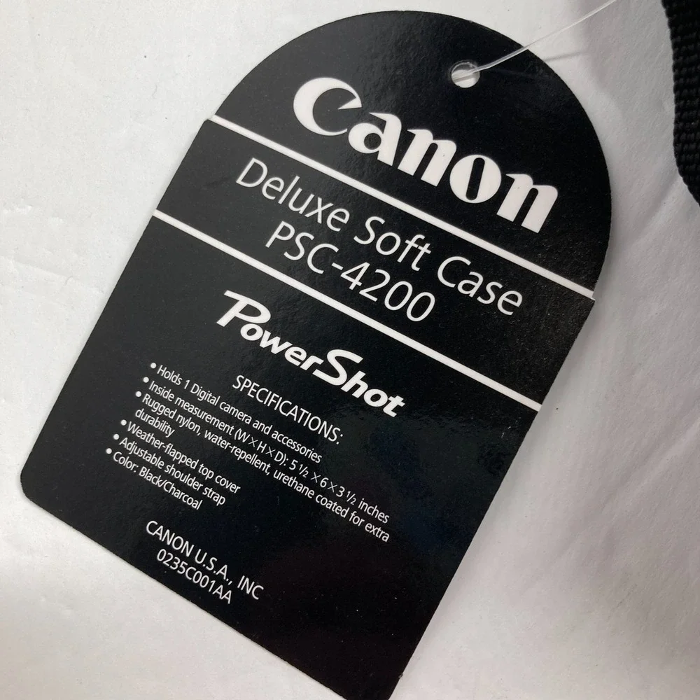 Canon PowerShot Deluxe Soft Case PSC-4200 with Adjustable Strap Black Charcoal‎